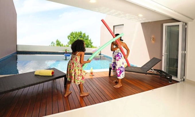 La Misere Villa | Luxury Villa - 2 Private Pools -cliffhanger Villas