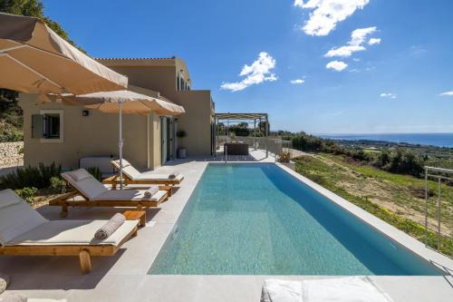 Sarlata Villa | Luxury Villa Artemis Pool, Jacuzzi, Peace & Perfect Sunsets in Kefalonia