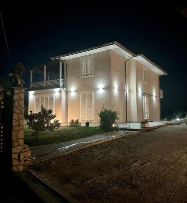 Crespina House | Luxury Villa Cenaia