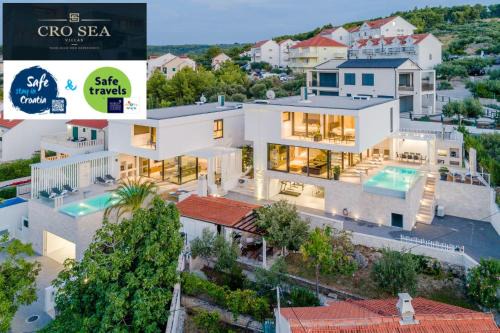 Cove Makarac (Milna) Villa | Luxury Villa Complex