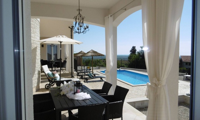 Kastelir Villa | Luxury villa for up to 10 people 245sqm
