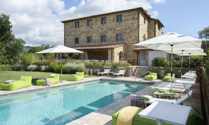 Radda in Chianti Villa | Luxury Villa in Tuscany for 10 People