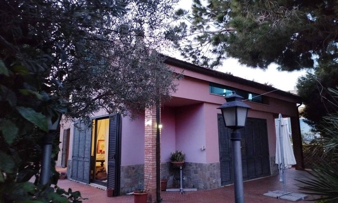 Capo Peloro Villa | Luxury villa in residence in Sicily