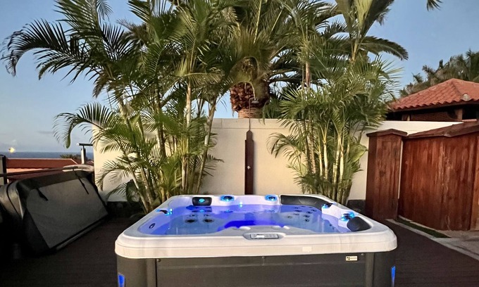 Juan Fernandez Ski Chalet | Luxury villa on the coast of Tacoronte, Tenerife