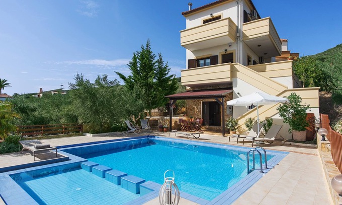 Spilia Villa | Luxury Villa-Private Heated Pool-Relax on Holidays