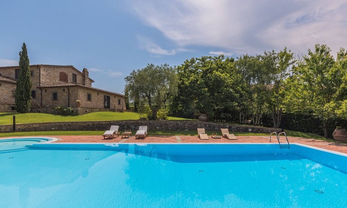 Monsummano Terme Villa | Luxury villa with pool and fitness room
