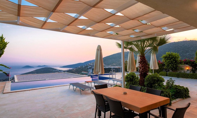 Kalkan Villa | Luxury villa with stunning views and extensive facilities overlooking Kalkan.