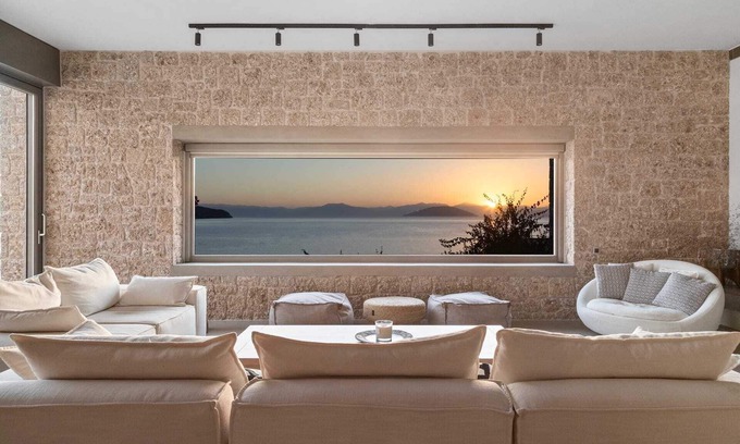 Kilada Villa | Luxury Villa with Sunset Pool, Tennis & Beach Volley – Ideal for Large Families!