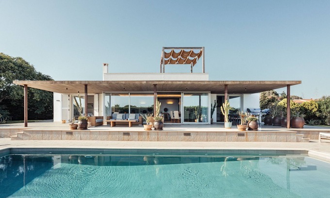 Cap d'en Font Villa | Luxury VillaTramuntana with Sea Views, Wi-Fi and Air Conditioning