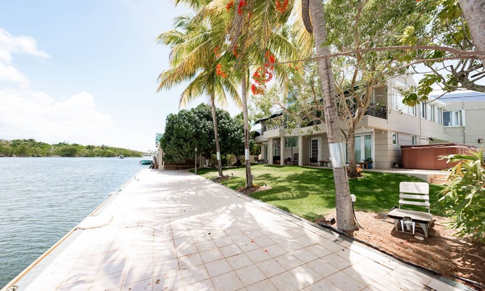 Sabana Abajo Villa | Luxury Waterfront Villa w/Pool, Spa, Sauna, & Dock—10Min from San Juan&Airportn