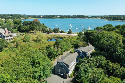 North Chatham House | Luxury Waterfront with Game Room