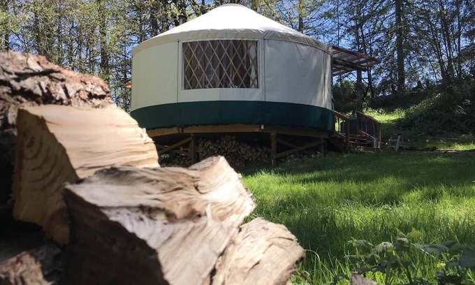 McMinnville Cabin | Luxury Wine Country Yurt Great for any Season