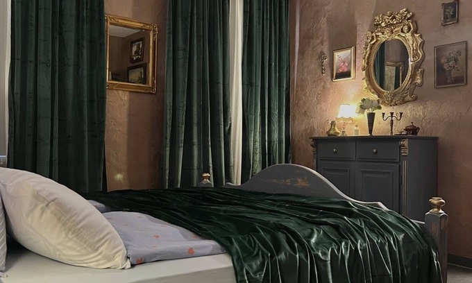 Plauen Apartment | Luxus Design FeWo und Salzgrotte