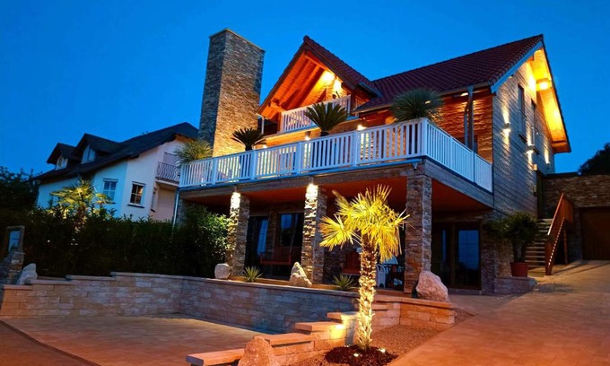 Schalkenmehren Apartment | Luxus Ferienwohnung Chalet Seenähe