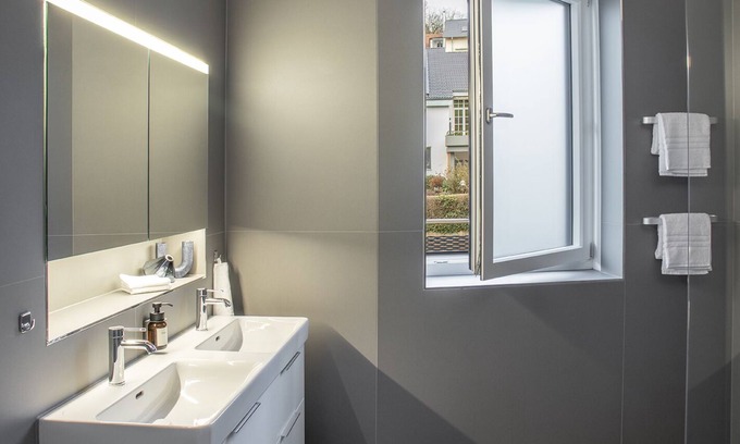 Wollbach Apartment | Luxus Loftboxspringbettheimkinonähech