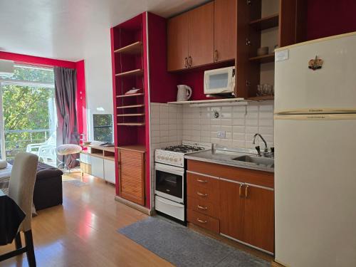 Abasto Apartment | Luz Urbana BA Studio