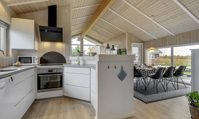 Skaven Strand House | "Lyan" - 700m to the inlet by Interhome