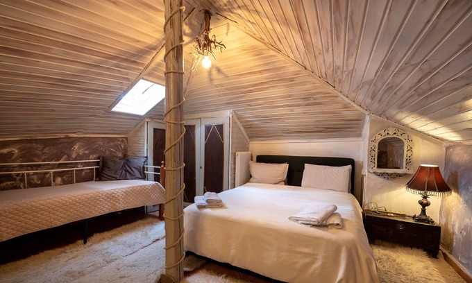 Arachova House | Lykovrisi guest house