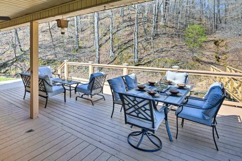 Hickman House | Lyles Peaceful Creekside Home Hot Tub and Fire Pit