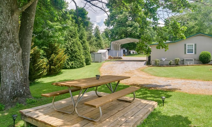 Lynchburg House | Lynchburg Home w/Patio - 2 Mi to Tims Ford Lake!