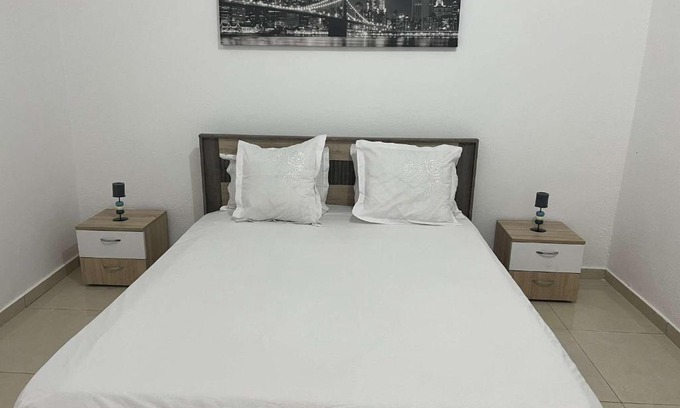 Pamandzi Apartment | LYS APPART, à 2 min à pied de l'aéroport