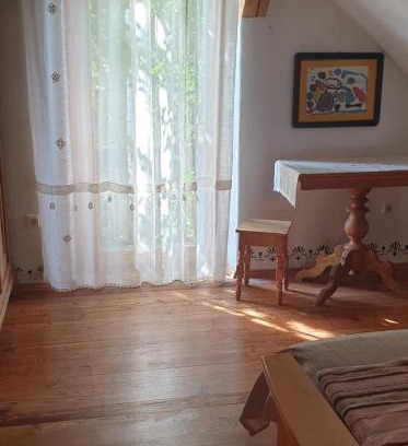 Iecava House | Mājīga istaba ar balkonu un vannasistaba, bezmaksas velo noma