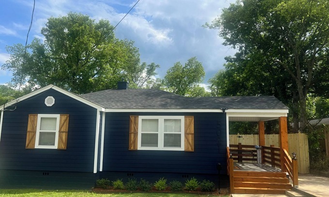 Crestline Heights House | Maci's Corner