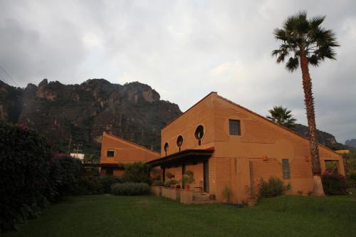 Valle de Atongo Bed & Breakfast | Madre Tierra B&B