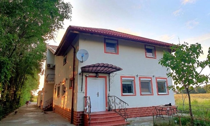 Tartasesti House | Magic Garden - Pool, Events, Free Parking