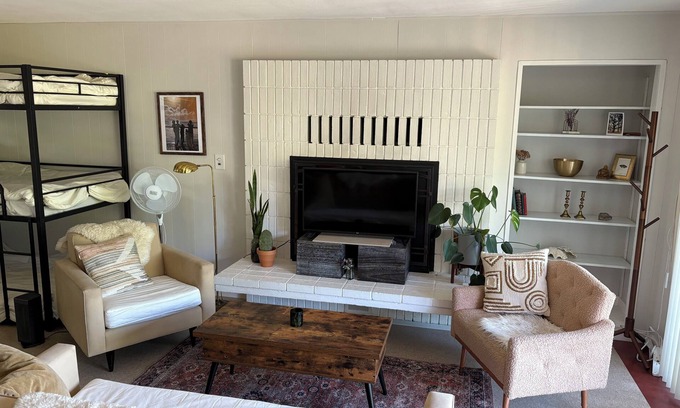 Felton Apartment | Magical Garden Studio