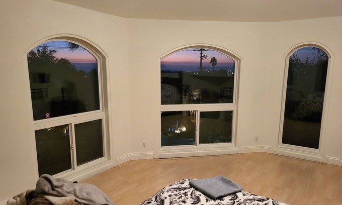 Olde Carlsbad House | Magical Ocean View Sky Loft with Sweeping Views!