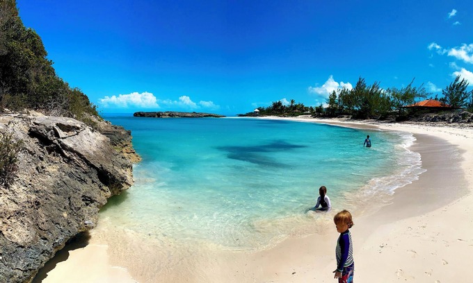 George Town House | Magical Ocean Views /Great Location /Awesome Trip Guide /Adventure Tours.