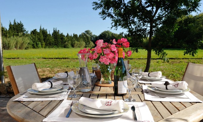 Grans House | MAGNIFICENT PROVENÇAL HOUSE 6 pers 3 bedrooms garden swimmingpool playground SPA