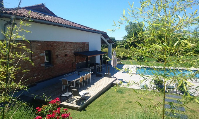 Verfeil Villa | Magnificent spacious villa, ideal for a large family 25 min from Toulouse