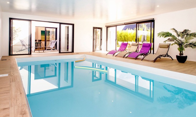 Saint-Pol-de-Leon Villa | Magnificent villa *, close to beaches, swimming pool 29°, enclosed garden.