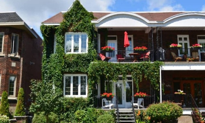 Verdun House | Magnifique! Face au Fleuve et Parc! Wow!