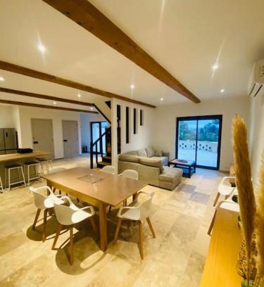 Valence House | Magnifique Maison 9 personnes à Valence
