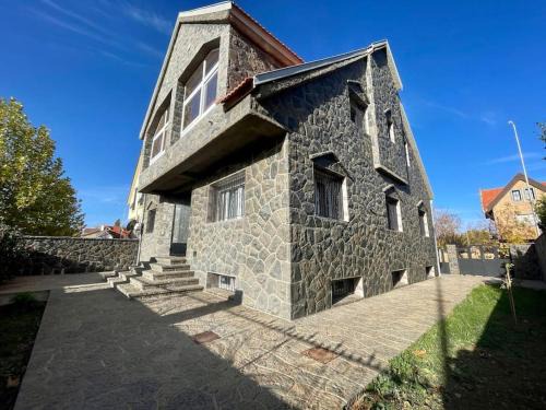 Ifrane Villa | Magnifique villa - 5 chambres - Ifrane