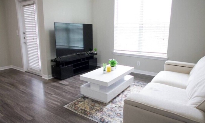 Alden Bridge Apartment | Magnolia 1335