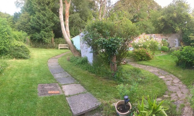 Polegate House | Magpie Cottage. The perfect country getaway - any time of year