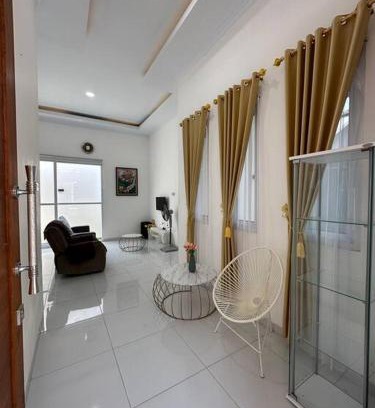 Banjarasri House | Mahardika Homestay Gamping