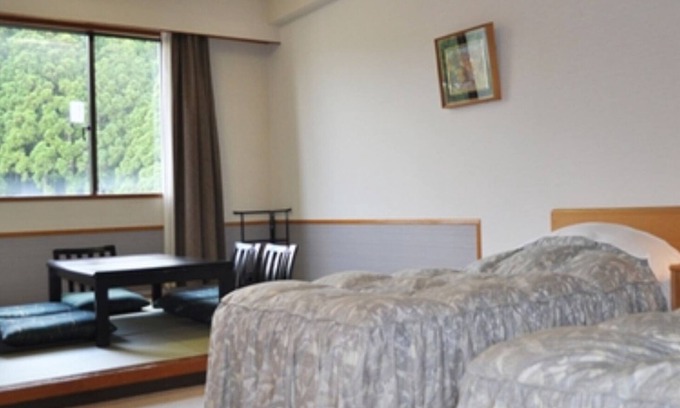 Nakaniikawa-gun Hotel | Main building JapaneseWestern room with 2 beds /Toyama Toyama