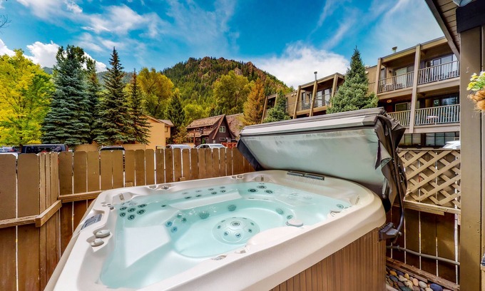 West End Cabin | Main St. gem - pool & hot tub - walk to lifts, dog-friendly, third floor