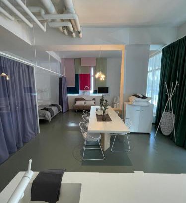 Wilten Apartment | Main Station Design Loft Style Apartment