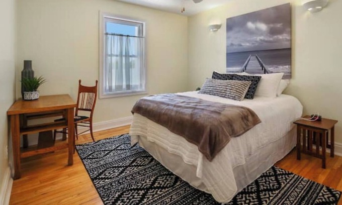Parsons Apartment | Main Street Loft in the Heart of Downtown Parsons
