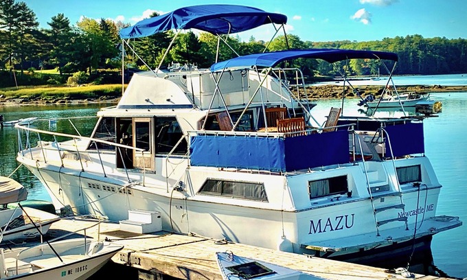 Newcastle Boat Rental | Maine Bed & Boat, MAZU on the scenic Damariscotta River
