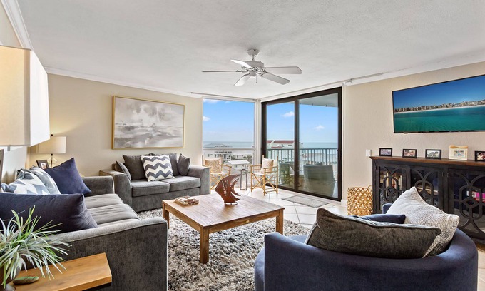 Miramar Beach Condo | Mainsail 362 - Gulf Front Condo, Community Pool, Hot Tub, Free Beach Service!