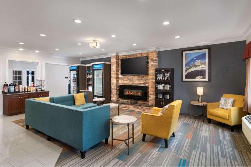 Joliet Hotel | MainStay Suites Joliet I-55