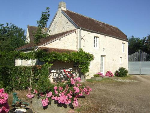 Goulet House | Maison 17e siècle avec jardin et terrasse, proche Haras du Pin et plages, max 5 pers, tout inclus. - FR-1-497-217