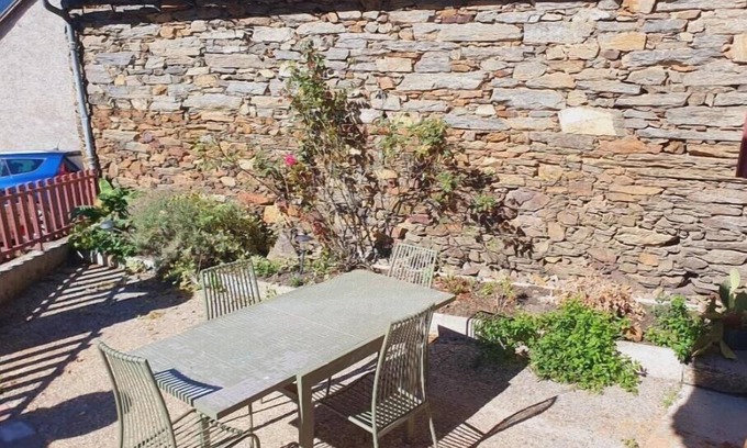 Gouaux-de-Luchon House | Maison 2 à 10 Pers. Dans Charmant Village de Montagne